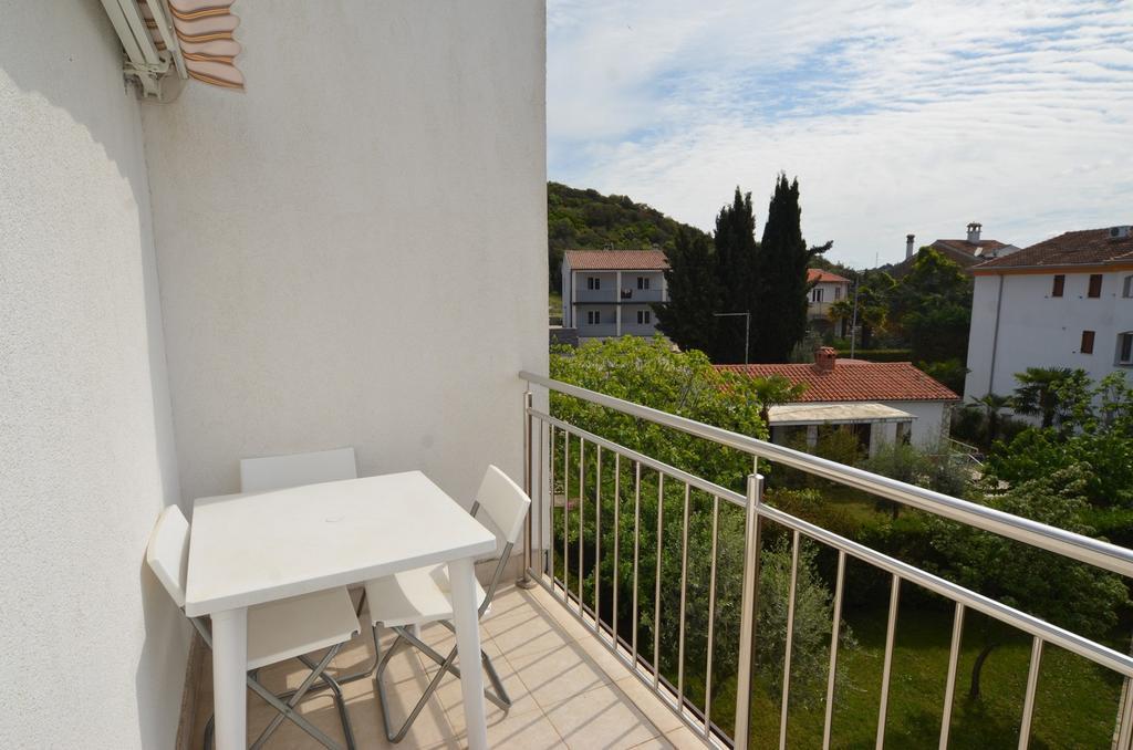 Apartment Anna Borik Rovigno Esterno foto